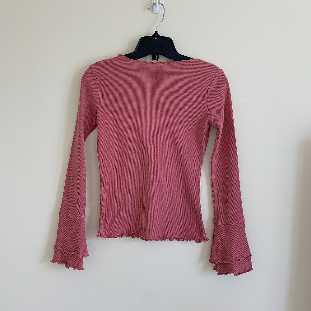 💕H&M Ruffle Long Sleeve💕 - Picture 3 of 4
